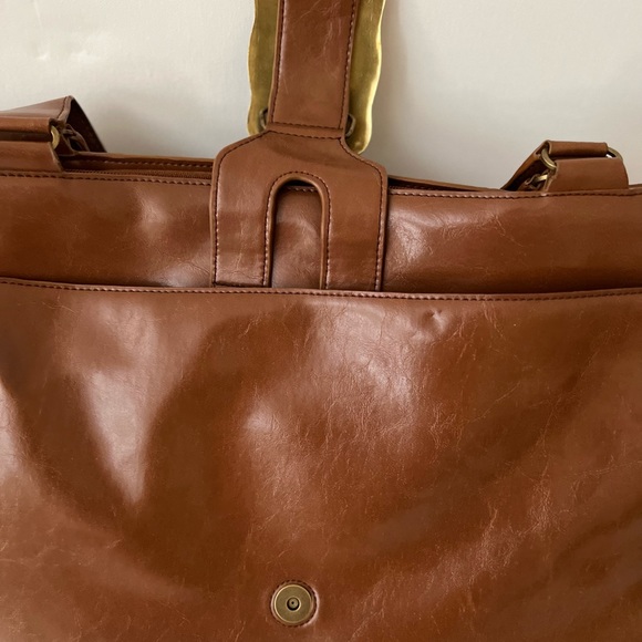 AnaFirenze Brown Tote Bag SyntheticLeather BuckleAccent Zip/Snap ClosureFLAWED - Picture 7 of 16